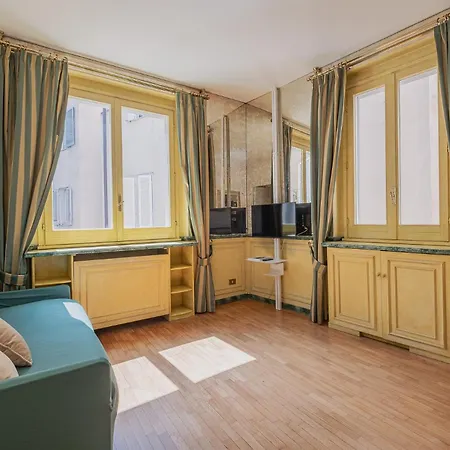 Apartment Elegant Inside The Forum *